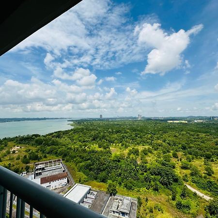 Teega Suites, Puteri Harbour, Iskandar Puteri นุสาจายา ภายนอก รูปภาพ